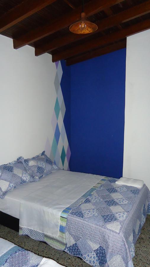 Iris Hostel Μεντεγίν Εξωτερικό φωτογραφία