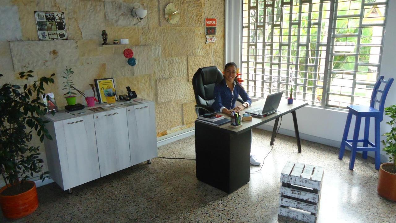 Iris Hostel Μεντεγίν Εξωτερικό φωτογραφία